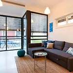 Trendy With Balcony On Sheinkin By Feelhome