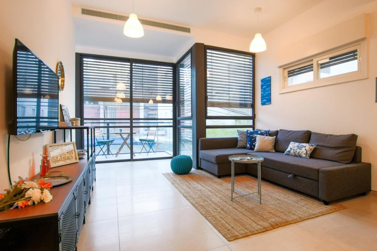 Trendy With Balcony On Sheinkin By Feelhome Apartment